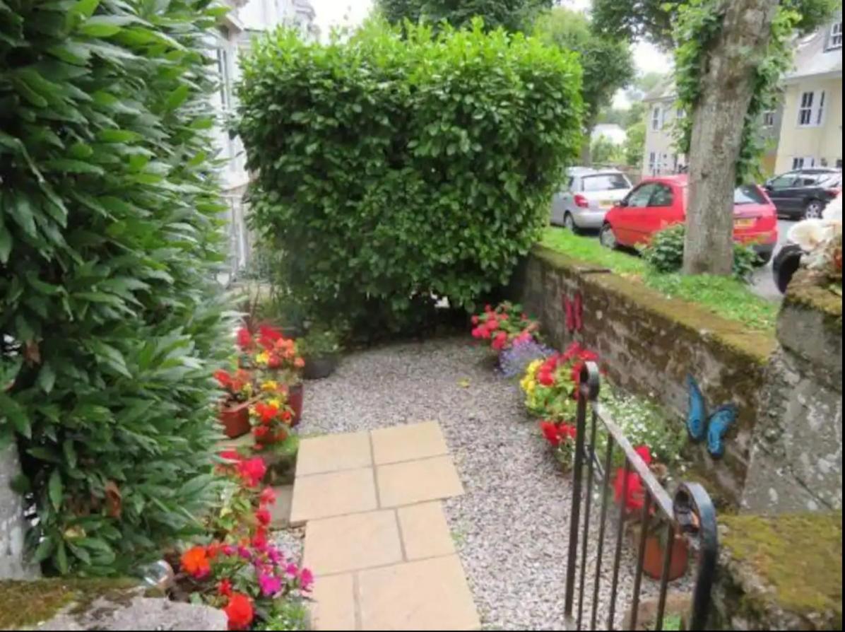 Spacious 2 Bedroom Apartment Near Seafront Penzance Exterior foto